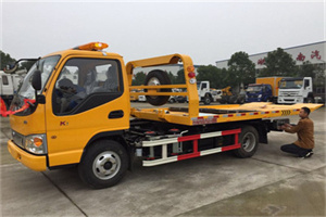 天心哪里有拖车服务