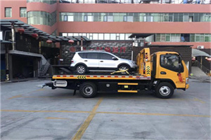 天心附近汽车拖车电话