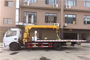 天心附近汽车轮胎更换