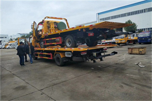 天心同城汽车补胎